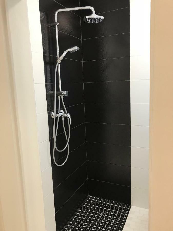 Victoria Luxury Apartment Boekarest Buitenkant foto