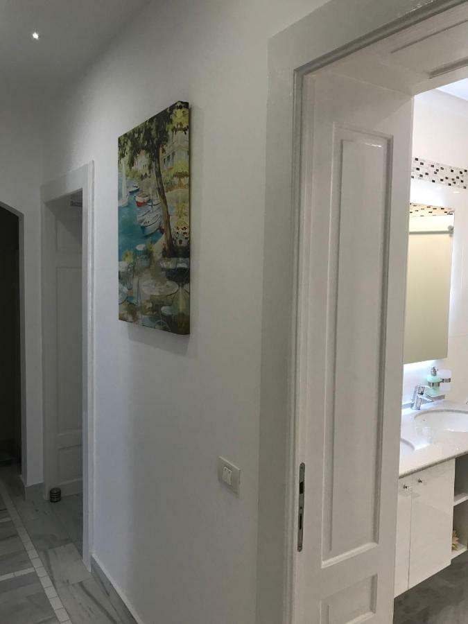 Victoria Luxury Apartment Boekarest Buitenkant foto